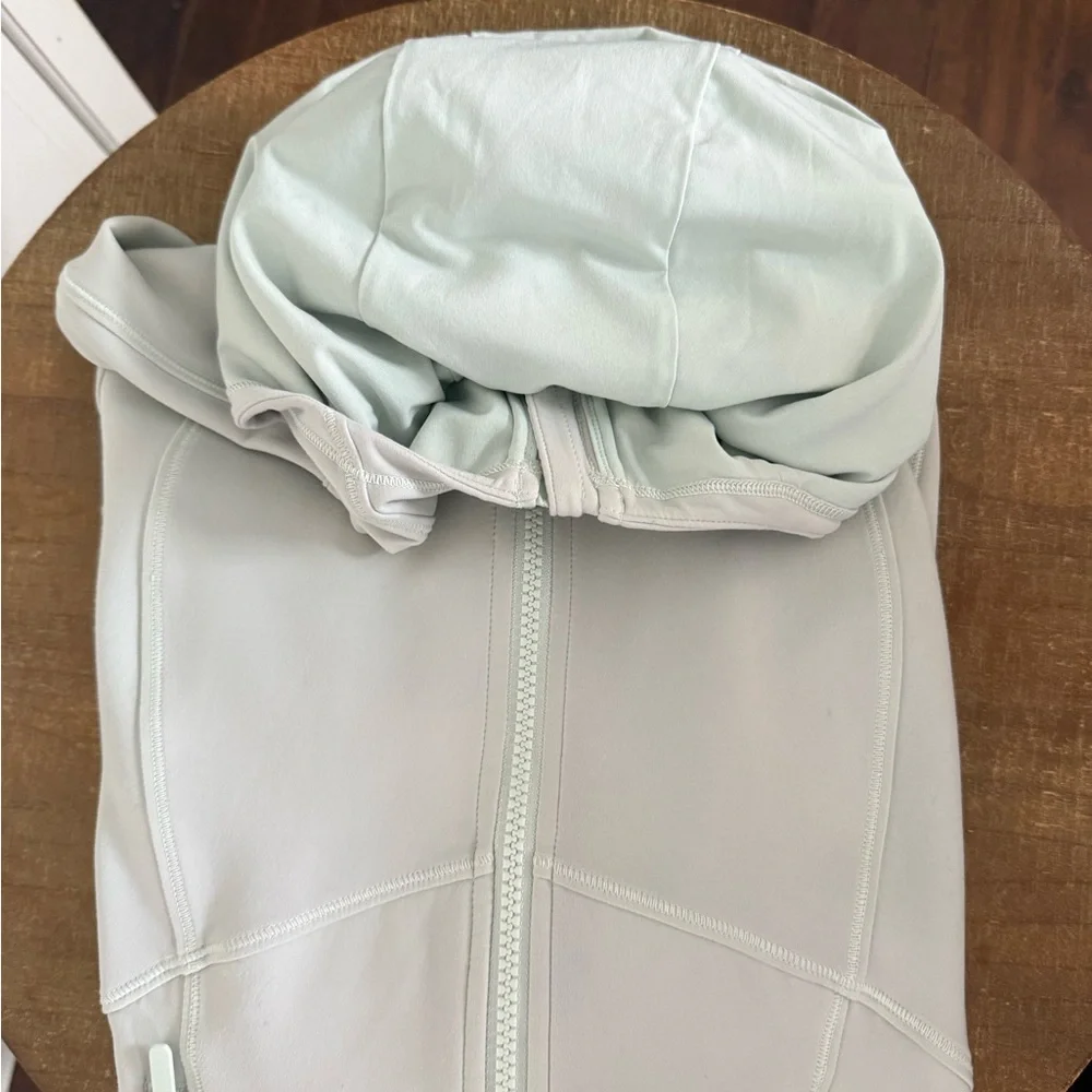 Women's Pistachio Jacket - Picture 3 of 9